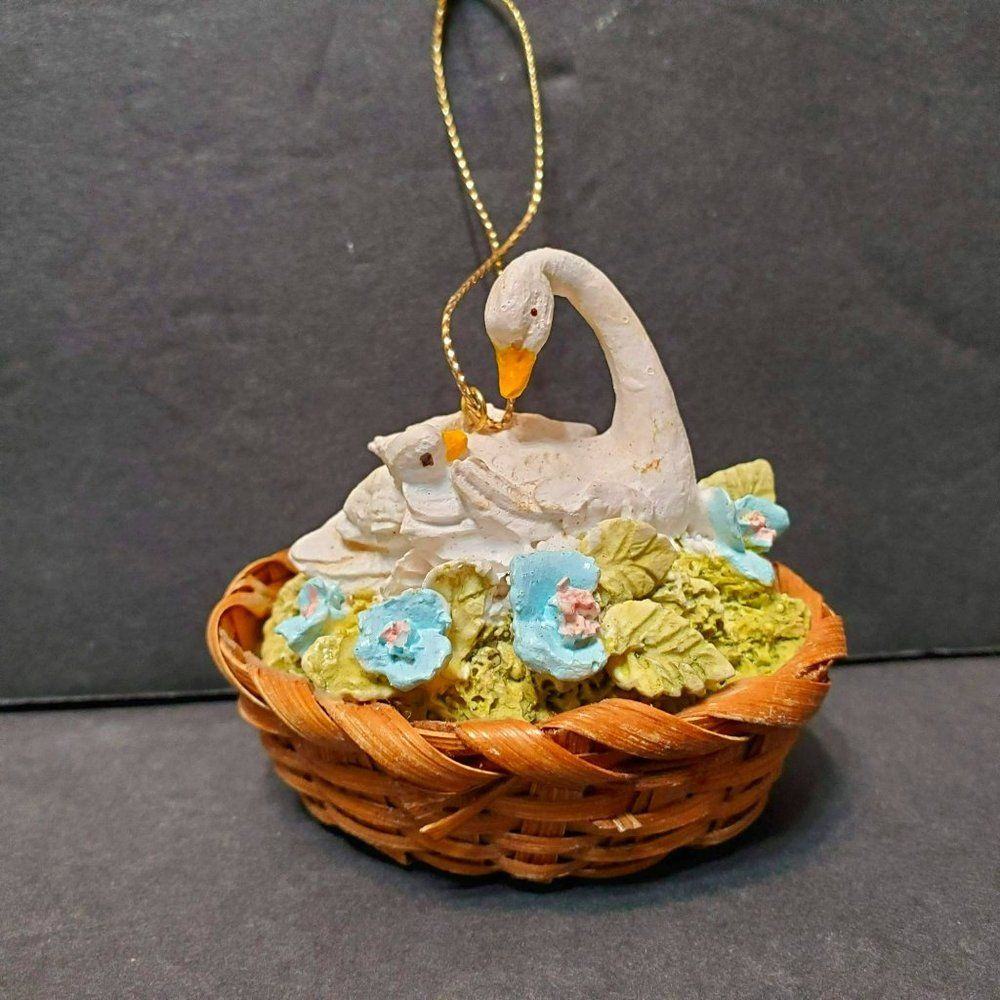 Vintage Silvestri Hand Crafted Holiday Ornament, Swan in Nest, Christmas Decor